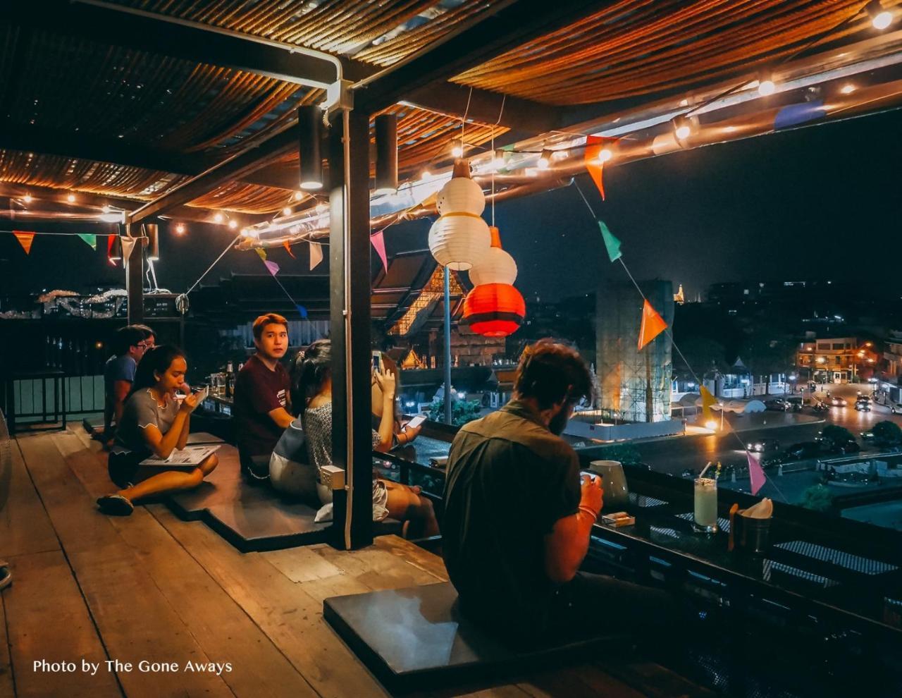 Chingcha Bangkokホステル エクステリア 写真